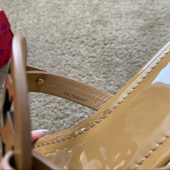 NEW 10.5 Tory Burch Miller Patent Leather Sand - Picture 10 of 11